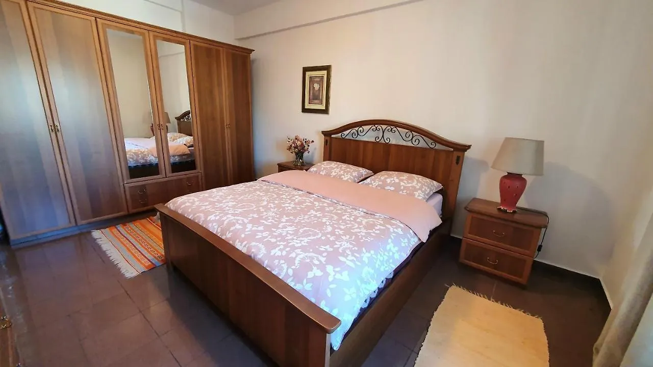 Star Apartment تيرانا